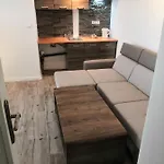 Vehlovice Apartment Mělník