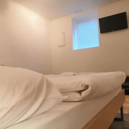 Vehlovice Apartment *