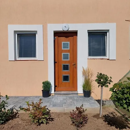 Vehlovice Apartment